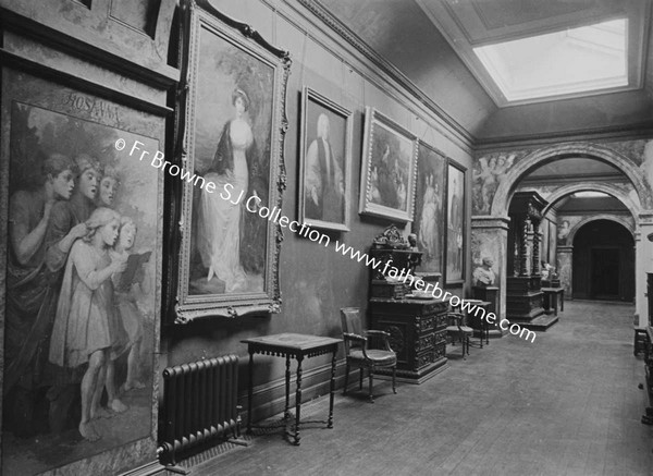 GLASLOUGH HOUSE  THE LONG GALLERY